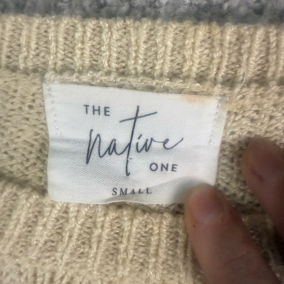 The Native One Boutique Boxy Crop Cream textured casual  Knit Sweater –  small - Picture 2 of 6
